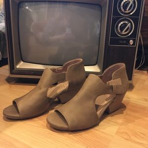 Peep-toe Velcro Ankle Cutout Bootie